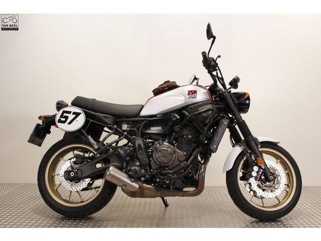 yamaha - xsr-700-xtribute