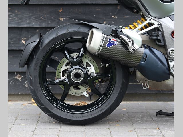 ducati - multistrada-1200-s-touring