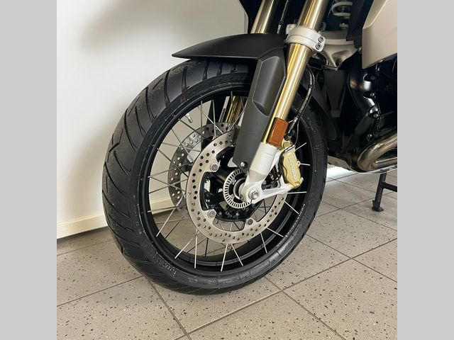 bmw - r-1200-gs-lc