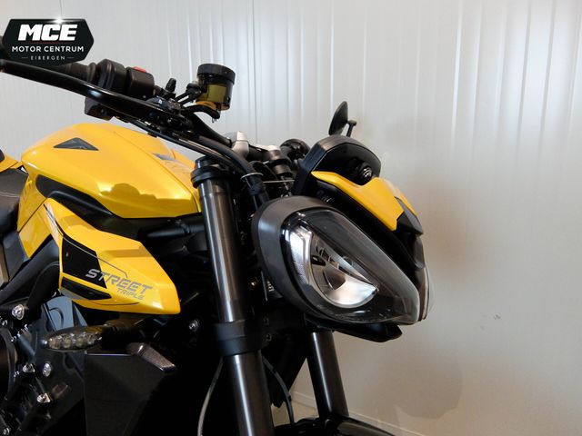 triumph - street-triple-rs