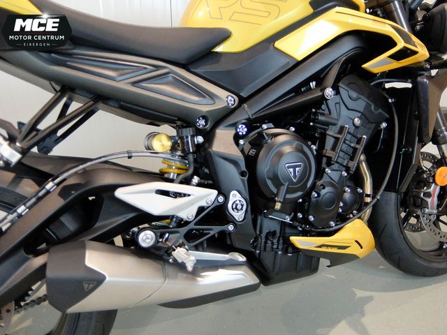 triumph - street-triple-rs
