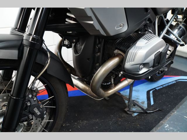 bmw - r-1200-gs-triple-black-edition