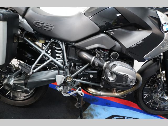 bmw - r-1200-gs-triple-black-edition