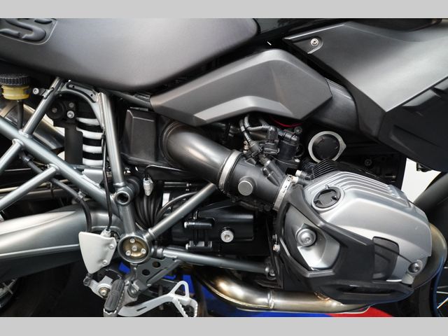 bmw - r-1200-gs-triple-black-edition