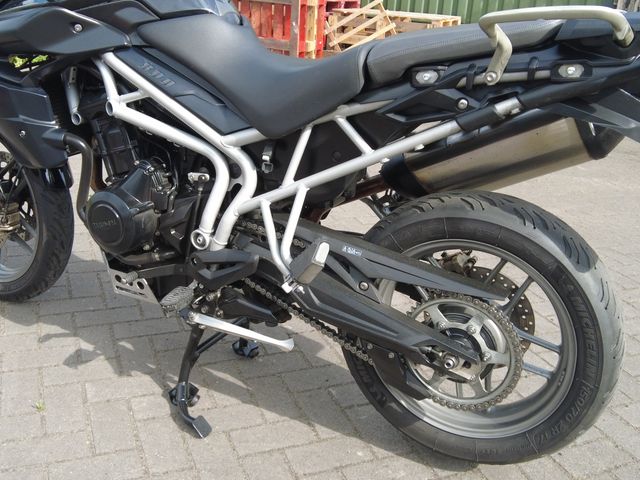 triumph - tiger-800