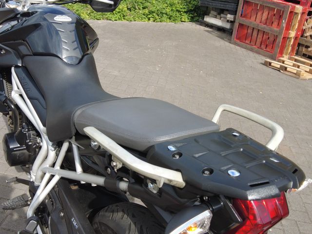 triumph - tiger-800