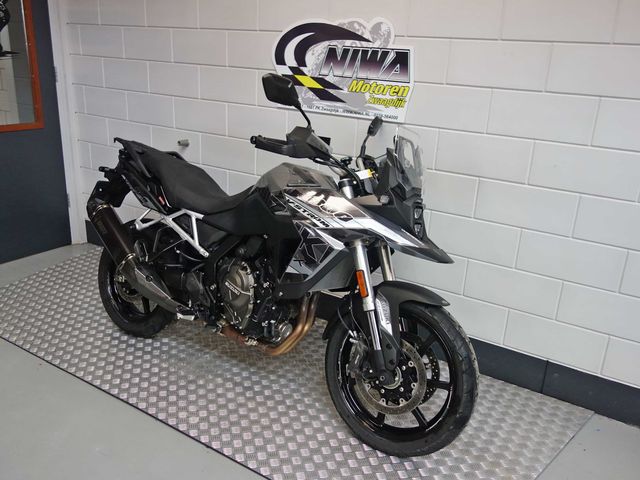 suzuki - v-strom-800
