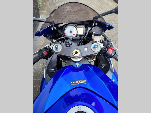 suzuki - gsx-r-600