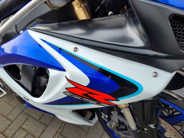 suzuki - gsx-r-600