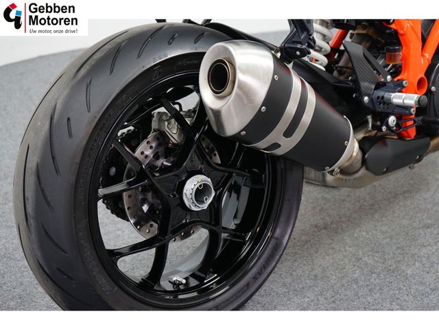 ktm - 1290-super-duke-r