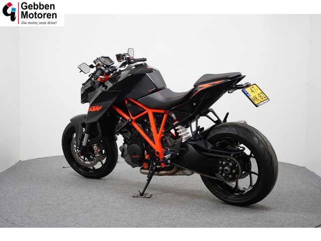 ktm - 1290-super-duke-r