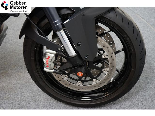 ktm - 1290-super-duke-r