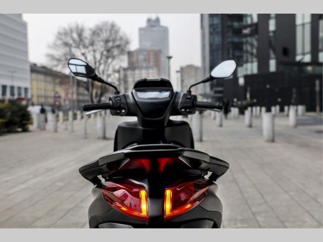 piaggio - medley-s-125-abs