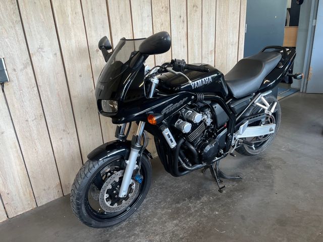 yamaha - fzs-600-fazer