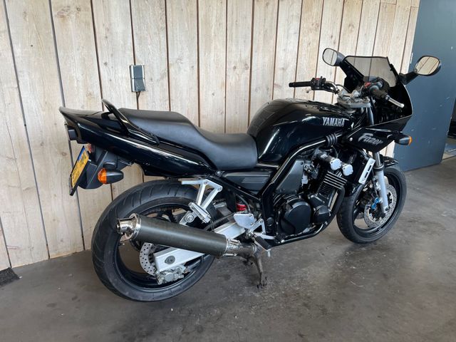 yamaha - fzs-600-fazer