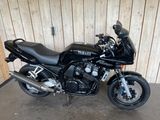 YAMAHA FZS 600 FAZER
