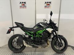 KAWASAKI Z900
