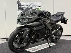 KAWASAKI NINJA ZX-4RR