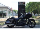 HARLEY-DAVIDSON ROAD GLIDE FLTRI