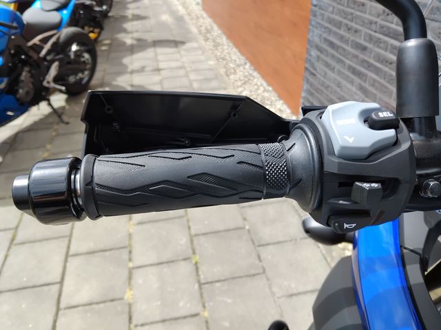 suzuki - v-strom-650-xta-adventure