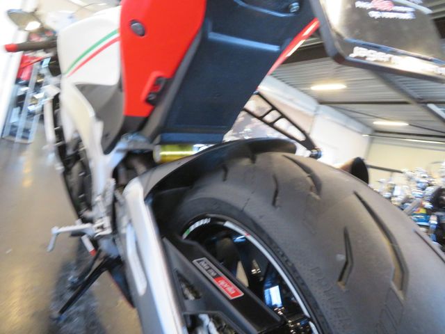 aprilia - rsv-4-1000-rr