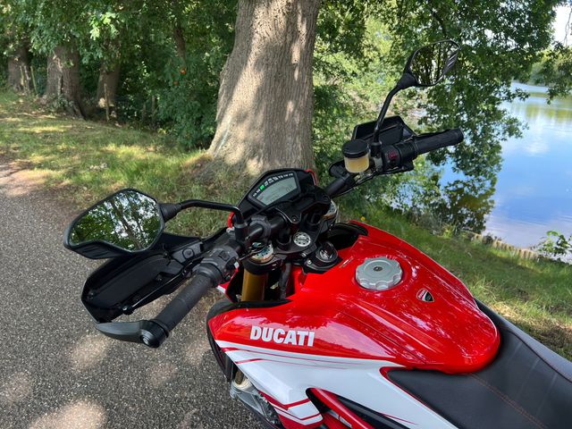 ducati - hypermotard-939-sp