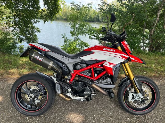 ducati - hypermotard-939-sp