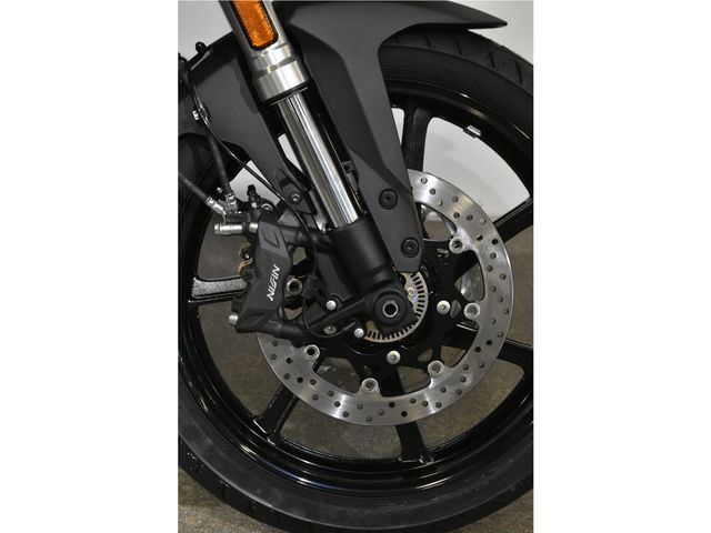 suzuki - v-strom-800