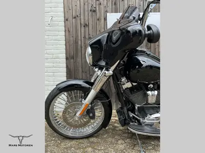 HARLEY-DAVIDSON STREET GLIDE FLHX – foto 3