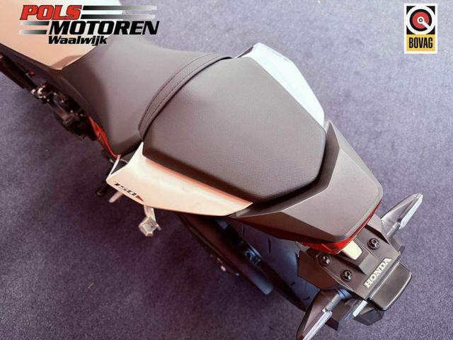 honda - cb-750-hornet