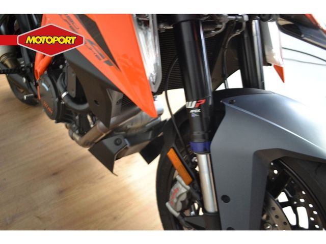 ktm - 1290-super-duke-gt