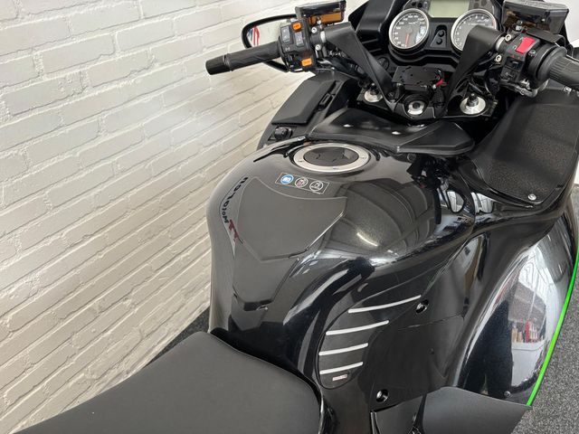 kawasaki - 1400-gtr