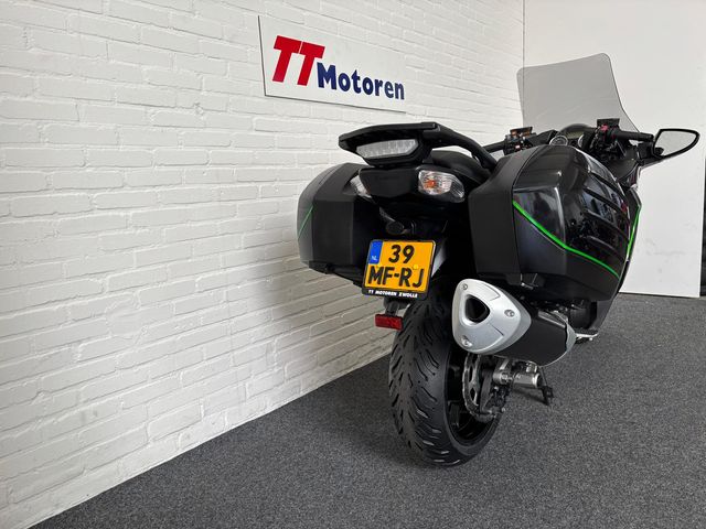 kawasaki - 1400-gtr