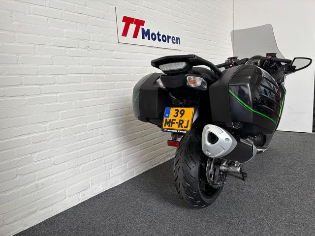 kawasaki - 1400-gtr