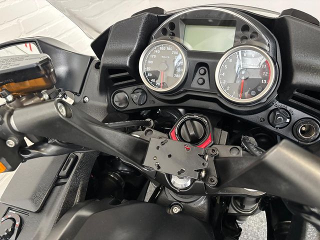 kawasaki - 1400-gtr
