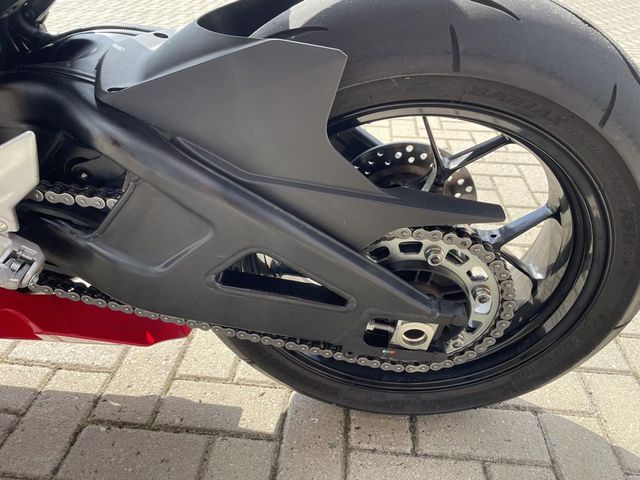 honda - cbr-1000-rr-r-fireblade-st