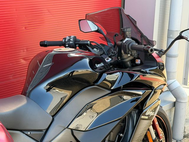 kawasaki - ninja-1000sx