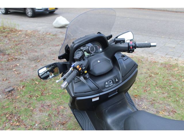 suzuki - burgman-650