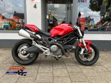 DUCATI MONSTER 696