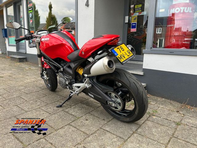 ducati - monster-696