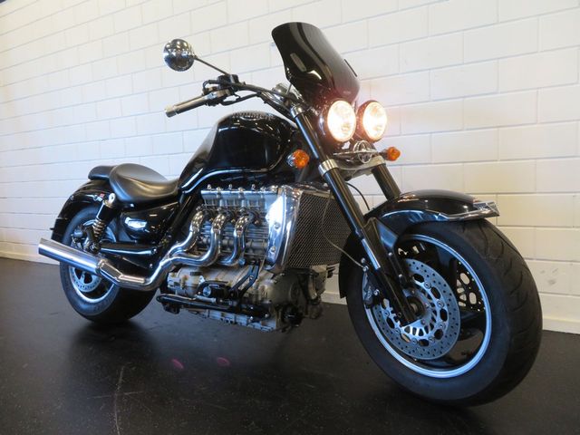 triumph - rocket-iii