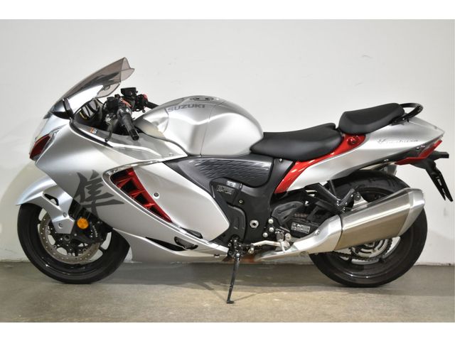 suzuki - gsx-r-1300-hayabusa