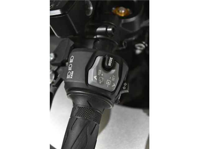 suzuki - gsx-r-1300-hayabusa