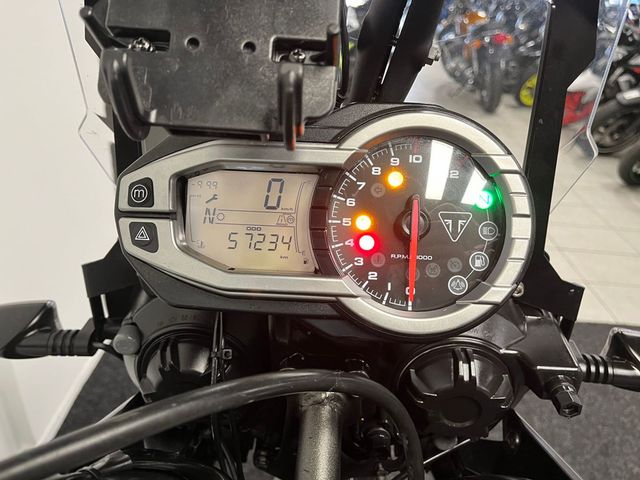 triumph - tiger-800-xrx