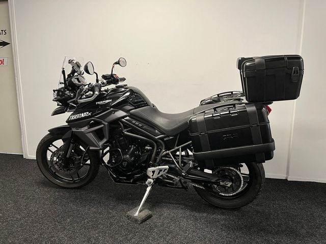 triumph - tiger-800-xrx