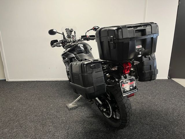 triumph - tiger-800-xrx
