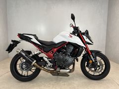 HONDA CB 750 HORNET