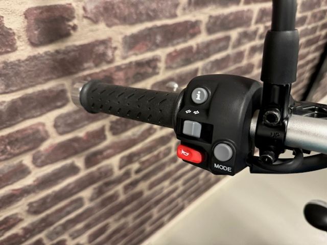 triumph - scrambler-900