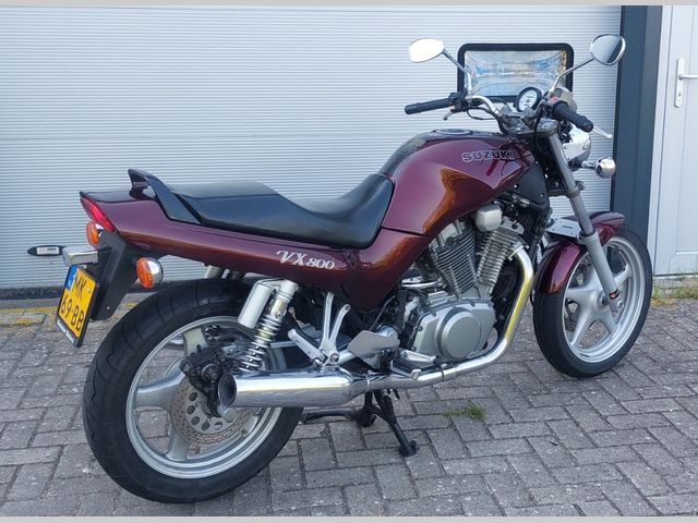 suzuki - vx-800