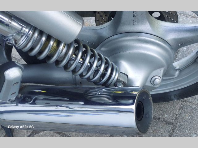 suzuki - vx-800
